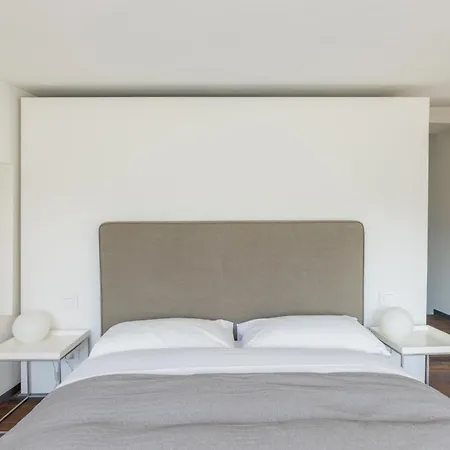 Farnesi Terrace Penthouse アパート *