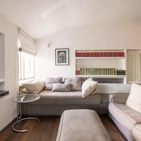 Farnesi Terrace Penthouse *