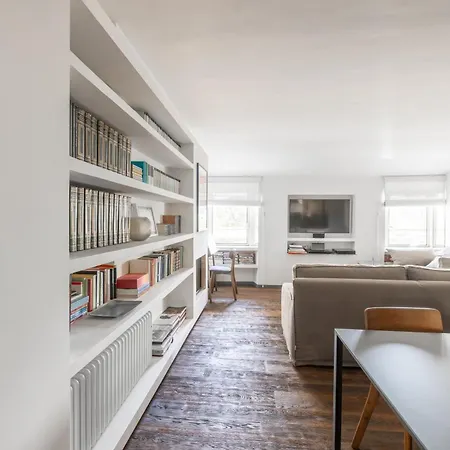 Farnesi Terrace Penthouse *